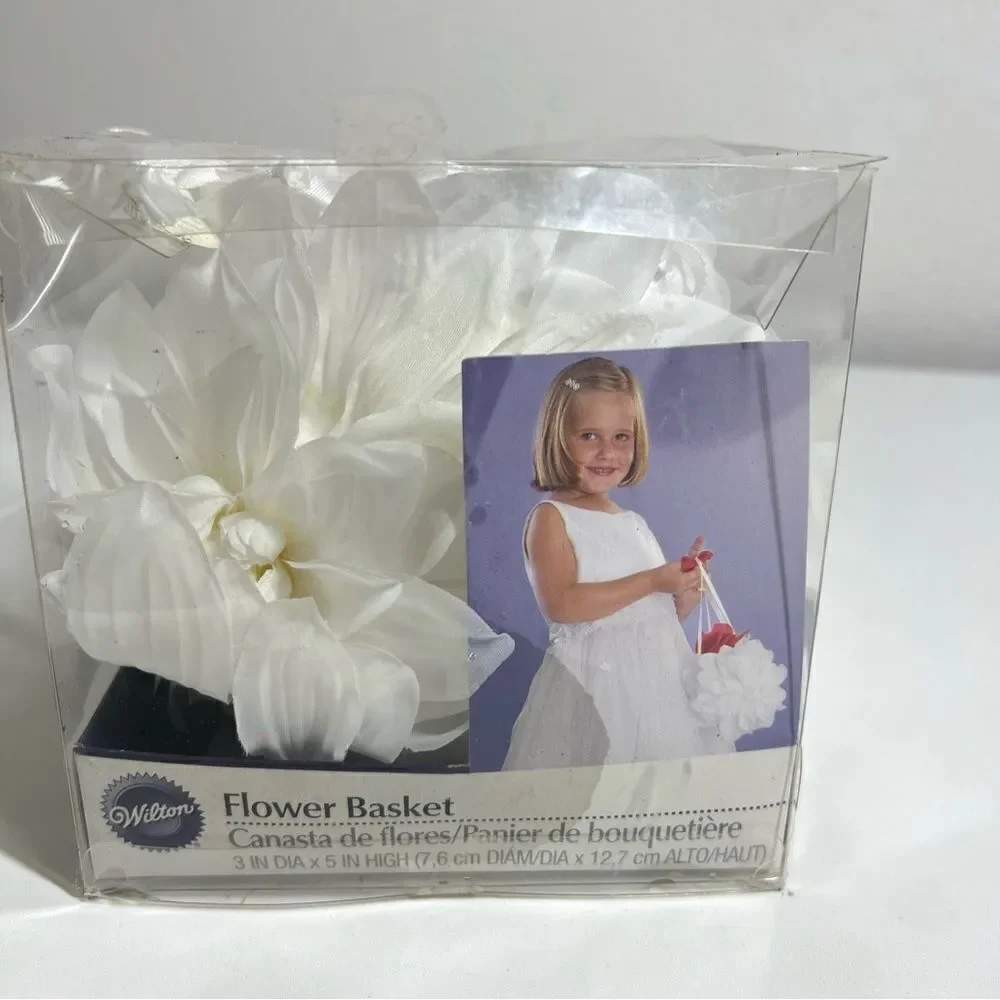 Wilton's Gardenia Collection - Ring Pillow and Flower Girls Basket